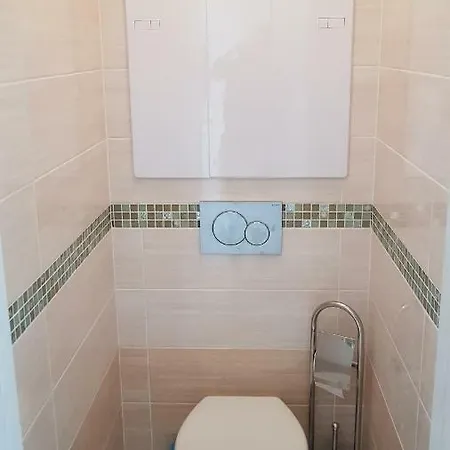 Apartment Carolo Iv 1346 Prague
